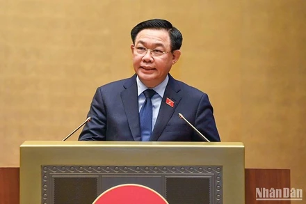 Chủ tịch Quốc hội Vương Đình Huệ phát biểu bế mạc hội nghị. (Ảnh: DUY LINH)