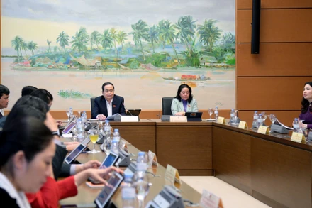 Chủ tịch Quốc hội Trần Thanh Mẫn tại phiên họp tổ sáng 15/2.