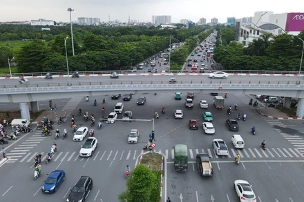 Việc xây dựng hầm chui Cổ Linh-cầu Vĩnh Tuy sẽ góp phần quan trọng giảm ùn tắc cho khu vực này.