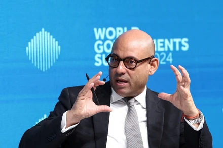 Thư ký điều hành Công ước khung của LHQ về biến đổi khí hậu (UNFCCC), ông Simon Stiell phát biểu tại một hội nghị ở Dubai, UAE, ngày 12/2/2024. (Ảnh: Reuters)