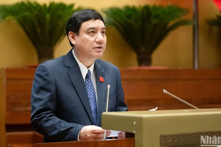 Tán thành đề xuất tăng diện tích quảng cáo trên ấn phẩm báo, tạp chí 