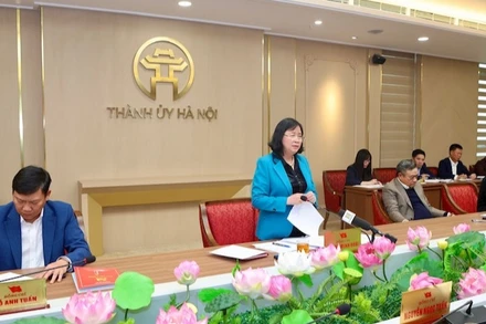 Đồng chí Bùi Thị Minh Hoài phát biểu kết luận hội nghị chiều 7/3.