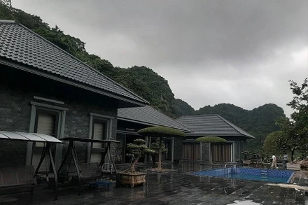 Một số hạng mục công trình hộ ông Phạm Thanh Quý xây dựng trên đất nông nghiệp.