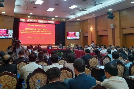 Quang cảnh hội nghị chiều 3/4.