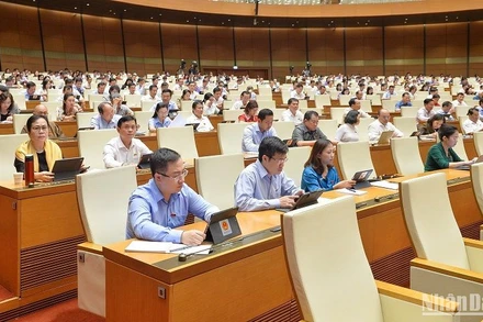 Các đại biểu dự phiên họp chiều 25/5. (Ảnh: ĐĂNG KHOA)