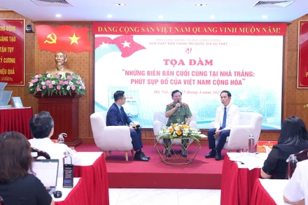 Toàn cảnh tọa đàm.