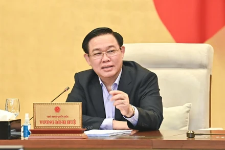 Chủ tịch Quốc hội Vương Đình Huệ phát biểu ý kiến tại phiên họp. (Ảnh: DUY LINH)