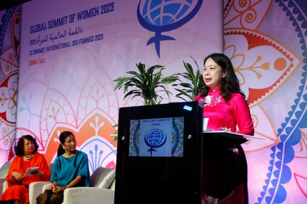 Phó Chủ tịch nước Võ Thị Ánh Xuân phát biểu tại Hội nghị Thượng đỉnh Phụ nữ toàn cầu 2023. (Ảnh: TTXVN)