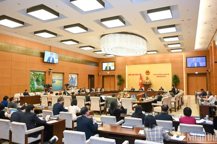 Phiên họp Ủy ban Thường vụ Quốc hội cho ý kiến về dự án Luật Giá (sửa đổi) và Luật Đấu thầu (sửa đổi) ngày 15/3/2023. (Ảnh: DUY LINH)