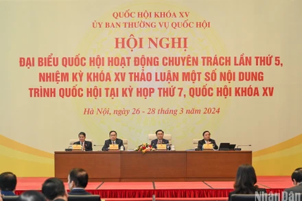 Chủ tịch Quốc hội Vương Đình Huệ chủ trì Hội nghị đại biểu Quốc hội hoạt động chuyên trách lần thứ 5, nhiệm kỳ khóa XV. (Ảnh: DUY LINH)