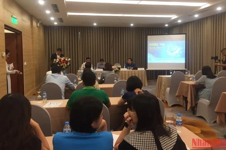 Quang cảnh lễ phát động cuộc thi.