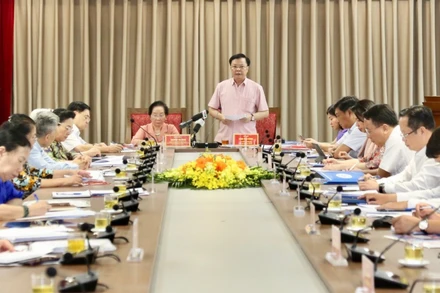 Quang cảnh hội nghị sáng 11/7.