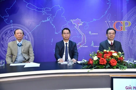 Các chuyên gia tham dự Tọa đàm "Giải pháp phát triển thị trường vàng an toàn và bền vững". (Ảnh: VGP). 