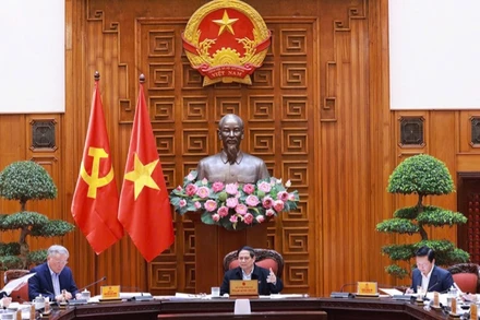 Thủ tướng Phạm Minh Chính chủ trì cuộc họp của Ban Thường vụ Đảng ủy Chính phủ. (Ảnh TRẦN HẢI)