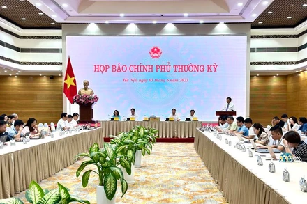 Quang cảnh buổi họp báo Chính phủ thường kỳ tháng 5 (Ảnh: VGP). 