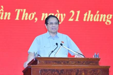 Thủ tướng Phạm Minh Chính phát biểu ý kiến tại cuộc họp về tình hình triển khai các dự án giao thông trọng điểm khu vực phía nam. (Ảnh: THANH GIANG)