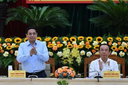 Thủ tướng Chính phủ Phạm Minh Chính - Trưởng Đoàn kiểm tra số 1908 chủ trì Hội nghị. (Ảnh: THANH GIANG)