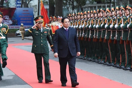 Thủ tướng Phạm Minh Chính tới thăm, dự Lễ kỷ niệm 70 năm Ngày Thầy thuốc Việt Nam tại Học viện Quân y. (Ảnh: TRẦN HẢI)