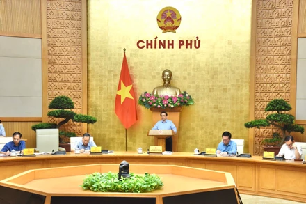 Thủ tướng Phạm Minh Chính chủ trì cuộc họp.(Ảnh: Trần Hải)