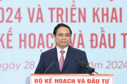 Thủ tướng Phạm Minh Chính phát biểu ý kiến chỉ đạo hội nghị. (Ảnh: TRẦN HẢI)