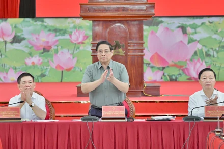 Thủ tướng Phạm Minh Chính chủ trì Hội nghị tháo gỡ khó khăn, vướng mắc và thúc đẩy phát triển hạ tầng giao thông khu vực Đồng bằng sông Cửu Long. (Ảnh: Thanh Giang)