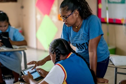 Theo ADB, số hóa có thể là một công cụ mạnh mẽ giúp giảm bất bình đẳng kinh tế dai dẳng ở châu Á và Thái Bình Dương. (Ảnh minh họa: ADB)