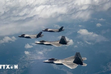 Các loại máy bay chiến đấu F-15K, F-16 và F-35 tham gia cuộc tập trận quy mô lớn ở Hàn Quốc, ngày 14/5/2024. (Ảnh: Yonhap/TTXVN)