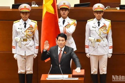 Đồng chí Lương Cường tuyên thệ nhậm chức Chủ tịch nước Cộng hòa xã hội chủ nghĩa Việt Nam nhiệm kỳ 2021-2026. (Ảnh: THỦY NGUYÊN) 