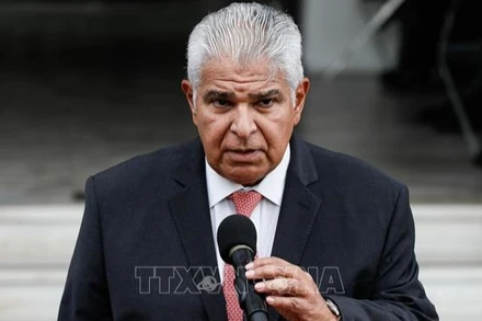 Tổng thống Panama Jose Raul Mulino phát biểu với báo giới tại Panama City. (Ảnh: THX/TTXVN)