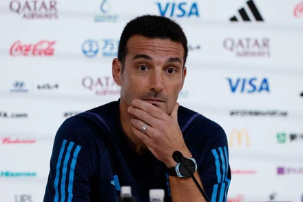 Huấn luyện viên Scaloni: Argentina không bắt buộc phải vô địch World Cup