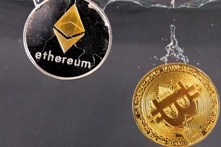 Gần 1,4 tỷ USD tiền kỹ thuật số đã bị đánh cắp trong nửa đầu năm nay. (Ảnh minh họa: Reuters) 