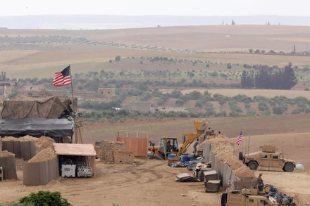 Lực lượng quân đội Mỹ thiết lập 1 căn cứ mới ở Manbij, tỉnh Aleppo, Syria, ngày 8/5/2018. (Ảnh minh họa: Reuters)