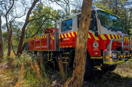 Xe cứu hỏa của Sở cứu hỏa New South Wales tại một khu vực có nguy cơ cháy rừng cao ở Sydney, Australia, ngày 10/9/2023. (Ảnh: Reuters) 