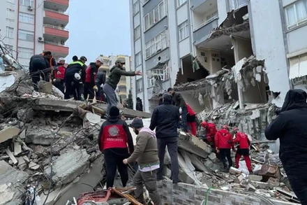 [Ảnh] Thổ Nhĩ Kỳ và Syria hứng chịu thiệt hại thảm khốc trong trận động đất độ lớn 7,9