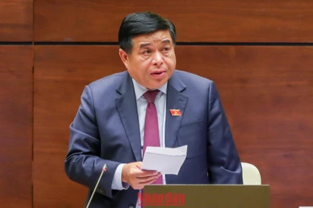 Không chủ quan, lơ là trước những tác động trực tiếp đến kinh tế vĩ mô