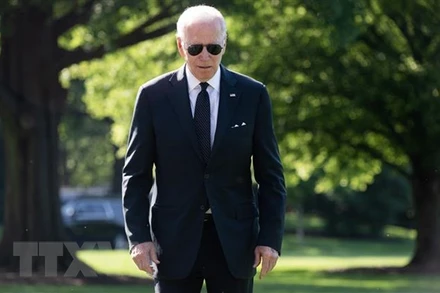 Tổng thống Mỹ Joe Biden chuẩn bị họp báo tại Nhà Trắng ở Washington D.C., sau khi trở về từ Wilmington, Delaware, ngày 30/5/2022. (Ảnh: AFP/TTXVN)