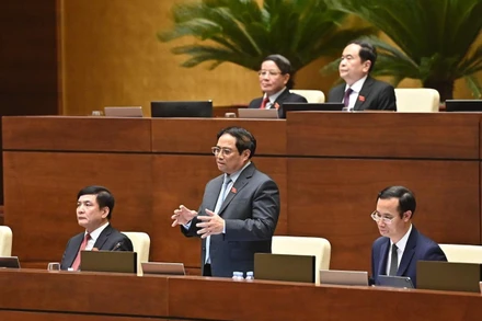 Thủ tướng Chính phủ Phạm Minh Chính phát biểu tại phiên chất vấn của Quốc hội chiều 5/11. (Ảnh: ĐĂNG KHOA)