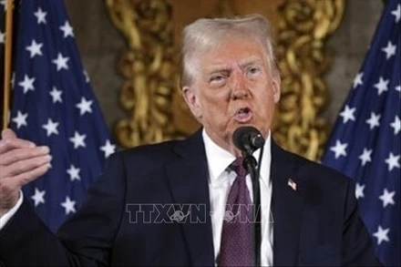 Tổng thống đắc cử Mỹ Donald Trump phát biểu trong một cuộc họp báo. (Ảnh: IRNA/TTXVN)