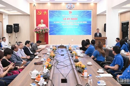 Quang cảnh lễ kỷ niệm. (Ảnh: BÙI GIANG) 