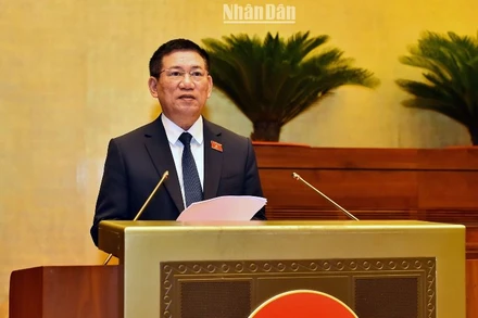 Trình Quốc hội phê chuẩn quyết toán ngân sách nhà nước năm 2021