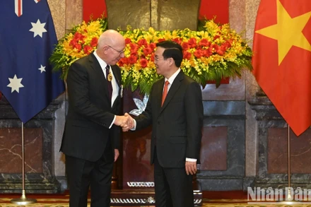 Chủ tịch nước Võ Văn Thưởng và Toàn quyền Australia David Hurley. (Ảnh: DUY LINH)