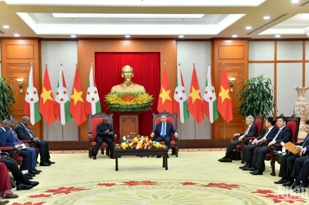 Quang cảnh buổi tiếp Tổng thống Cộng hòa Burundi Évariste Ndayishimiye tại Trụ sở Trung ương Đảng. (Ảnh: ĐĂNG KHOA)