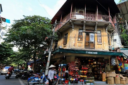 ADB dự báo lạm phát của Việt Nam sẽ chậm lại ở mức 4% trong năm 2023 và 2024, do giá năng lượng toàn cầu giảm và nguồn cung lương thực ổn định. (Ảnh minh họa: THÀNH ĐẠT)