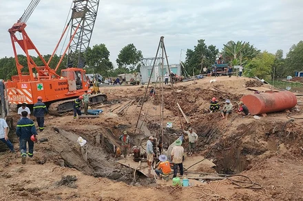 Hiện trường nơi cháu bé gặp nạn. (Ảnh chụp chiều 1/1)