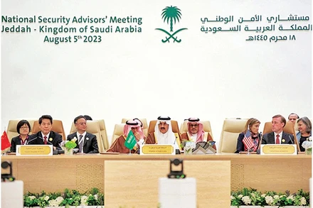 Đại diện của Trung Quốc, Saudi Arabia và Mỹ tham dự cuộc đàm phán về hòa bình cho Ukraine tại Jeddah ngày 5/8. Ảnh | REUTERS