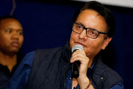 Ứng viên Tổng thống Ecuador, ông Fernando Villavicencio phát biểu trong cuộc vận động bầu cử tại Quito, ngày 9/8/2023. (Ảnh: Reuters)