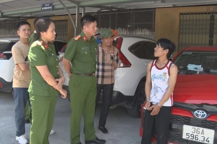 Công an thành Phố Phủ Lý bắt nhanh đối tượng cướp xe ô-tô.