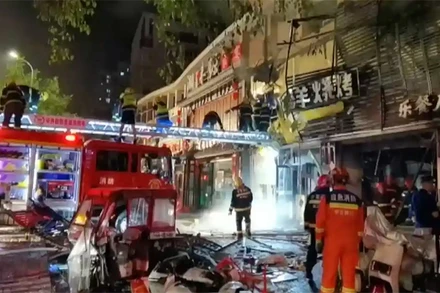 Hiện trường đám cháy. (Ảnh: CGTN Global Watch News)