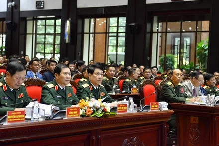 Các đại biểu tham dự buổi lễ. (Ảnh: Báo Quân đội nhân dân)