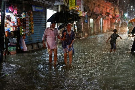 Đường phố tại thủ đô Dhaka, Bangladesh, ngày 24/10/2022. (Ảnh: Reuters)